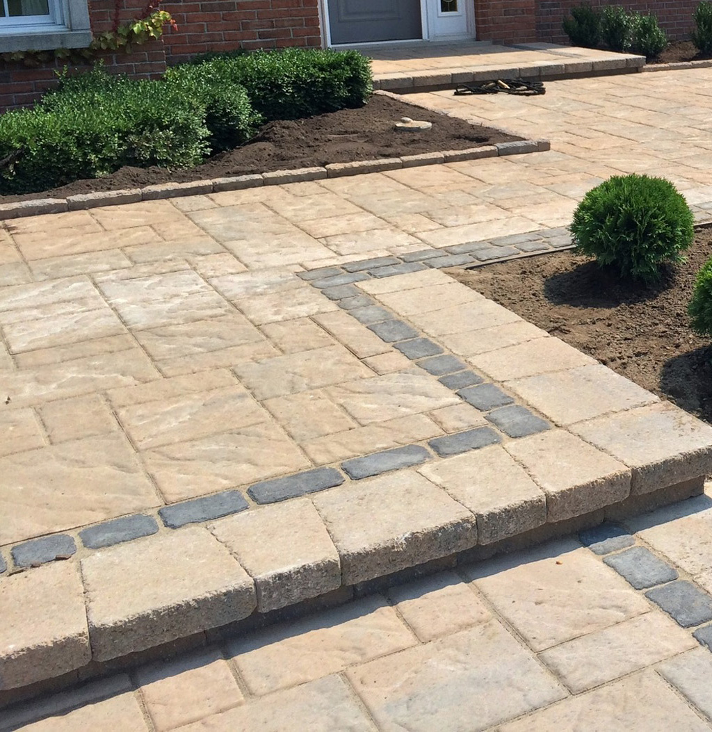 Terrassement du entrée de maison